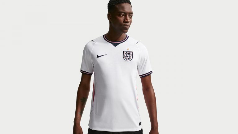 Video Maillot Domicile Angleterre 2026