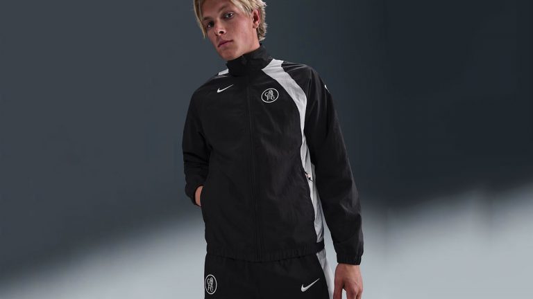 Video Survetement Chelsea 2025/2026 Noir Blanc