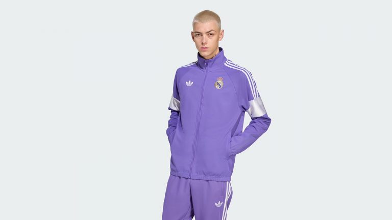 Découvrez le Survetement Real Madrid 2026 - Violet en vidéo
