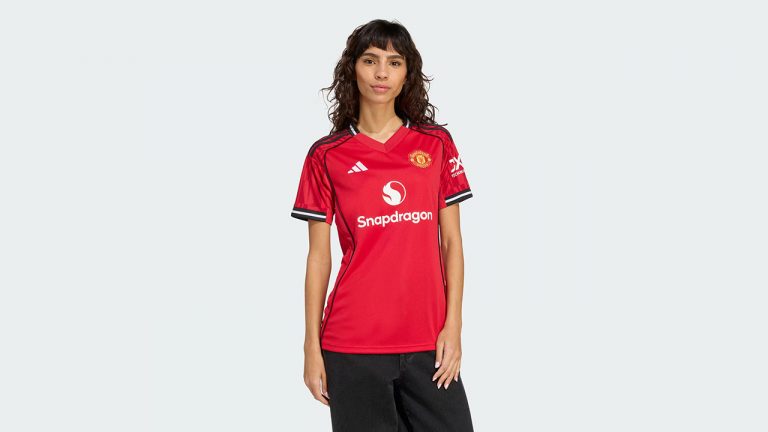 Video Maillot Domicile Manchester United 2025/2026 – Femme