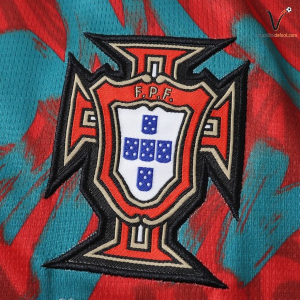 Maillot Portugal Special 2026 2027 vert rouge – Image 2