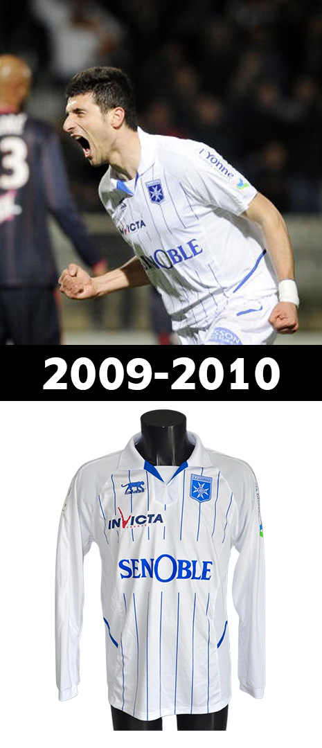 Maillot Domicile AJ Auxerre 2009-2010